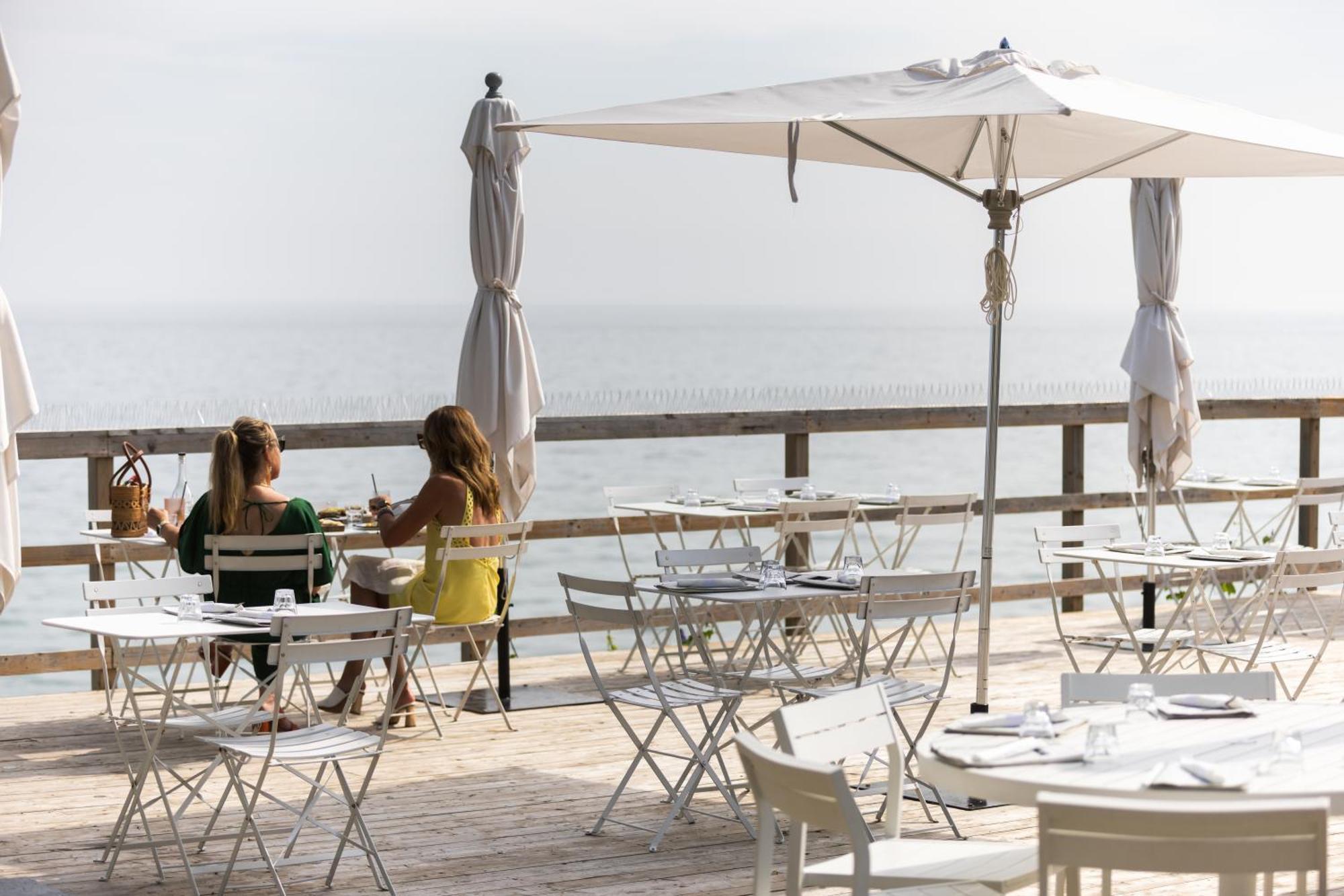 The Lakeside Prince Edward County Wellington Esterno foto